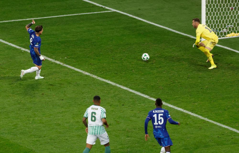 这队传球流畅得像跳舞